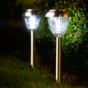 solar garden lights